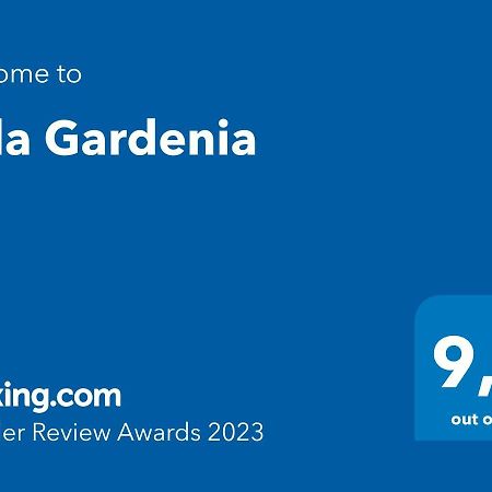 Villa Gardenia オストゥーニ エクステリア 写真